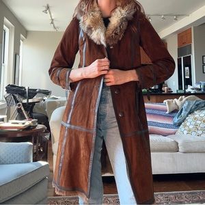 Vintage brown suede leather coat with fur lining and collar